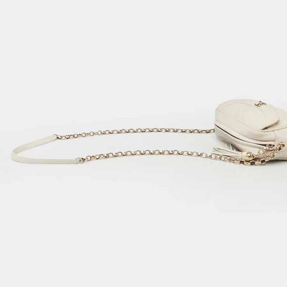 Chanel White Quilted Lambskin Leather Tassel Camera Shoulder Bag - Picture 2 of 11